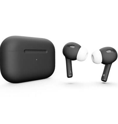 Apple AirPods Pro with wireless Charging Case